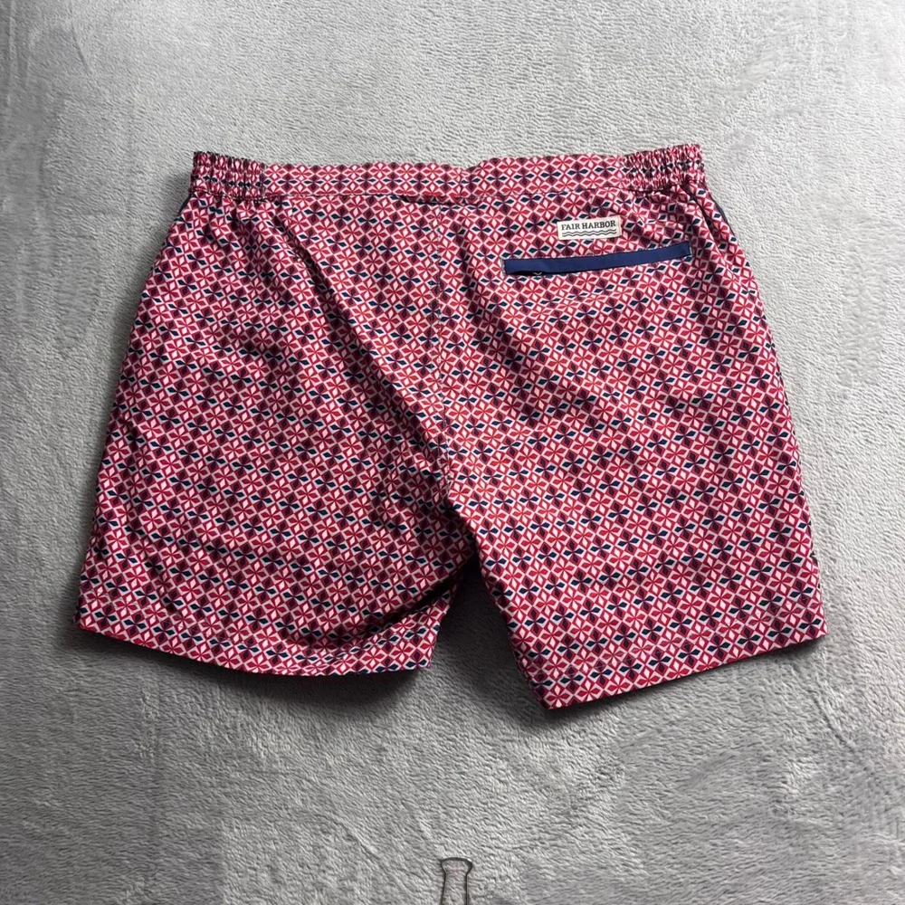 Fair Harbor Mens Swim Trunks Size 33 Red Blue Geometric Diamond Print Shorts